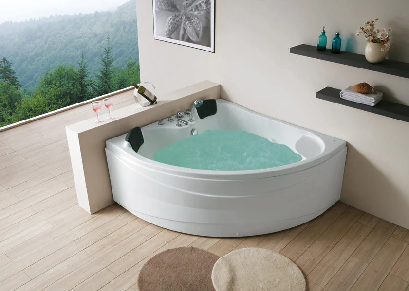 02490-Corner_White_Jacuzzi_fce415e3-de46-4f88-8e88-b83b5045aecc