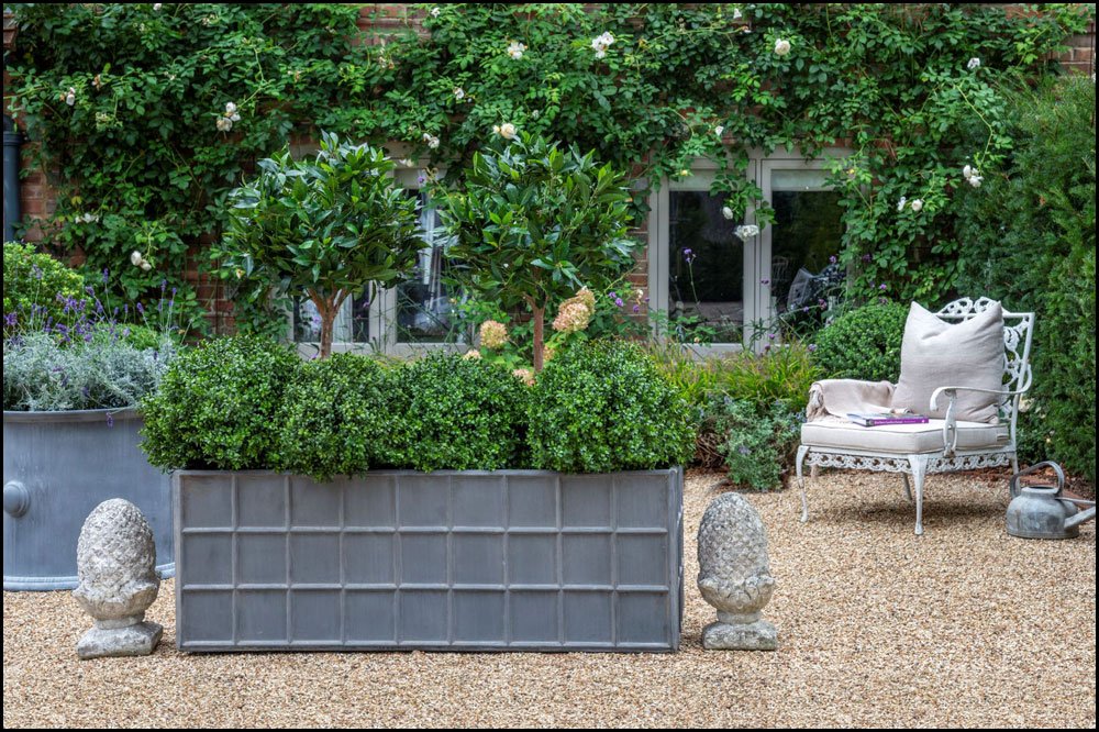 Fibreglass-Faux-lead-Pkanters-and-Troughs