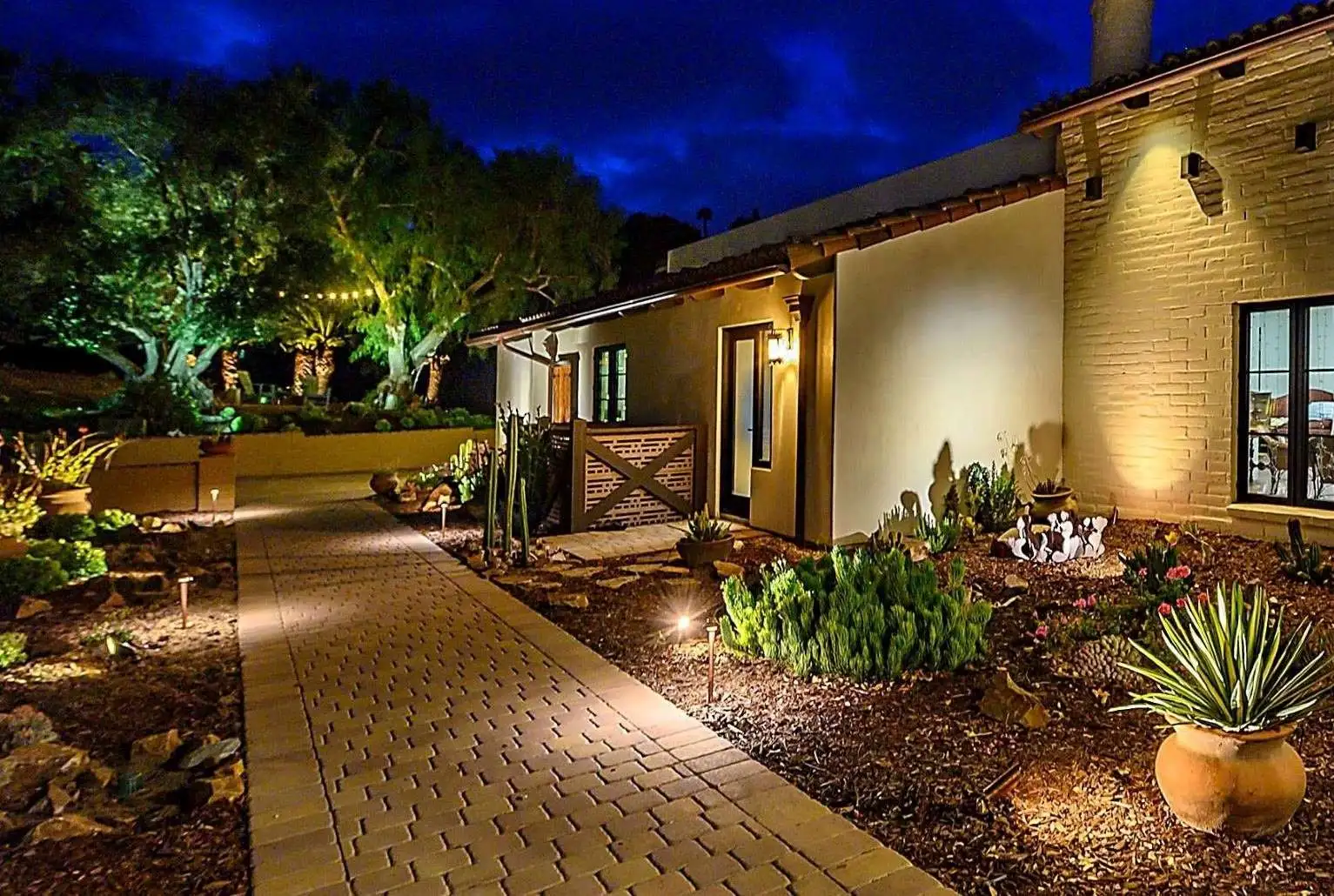 monsoon-irrigation-and-landscape-lighting-tucsonV8