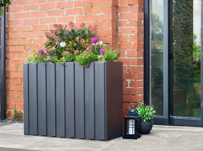 slatted_outdoor_planter_asgard